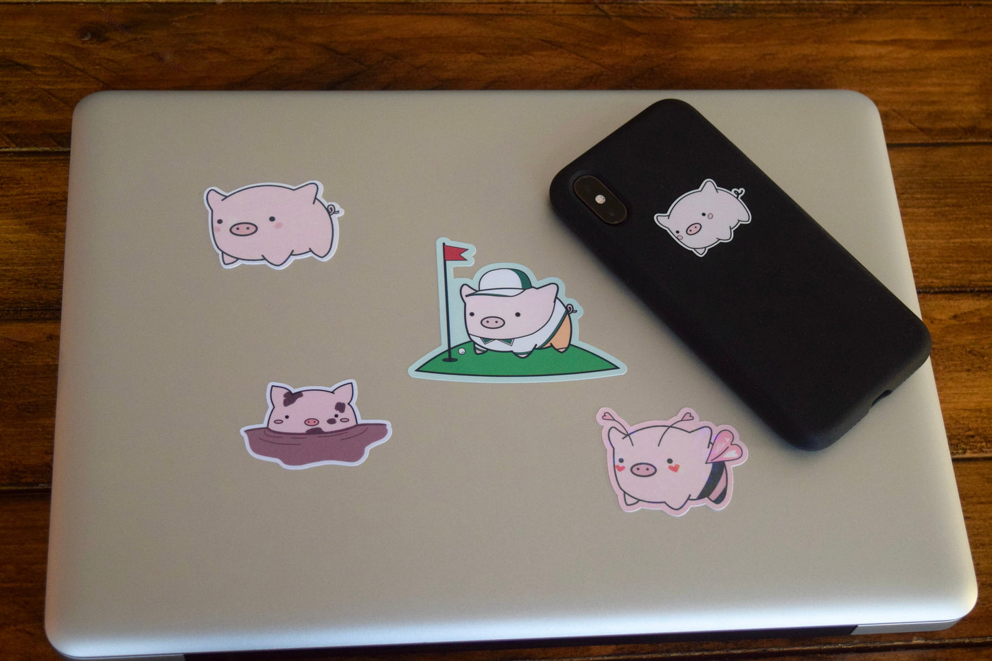 N°8. Golf Pig Sticker