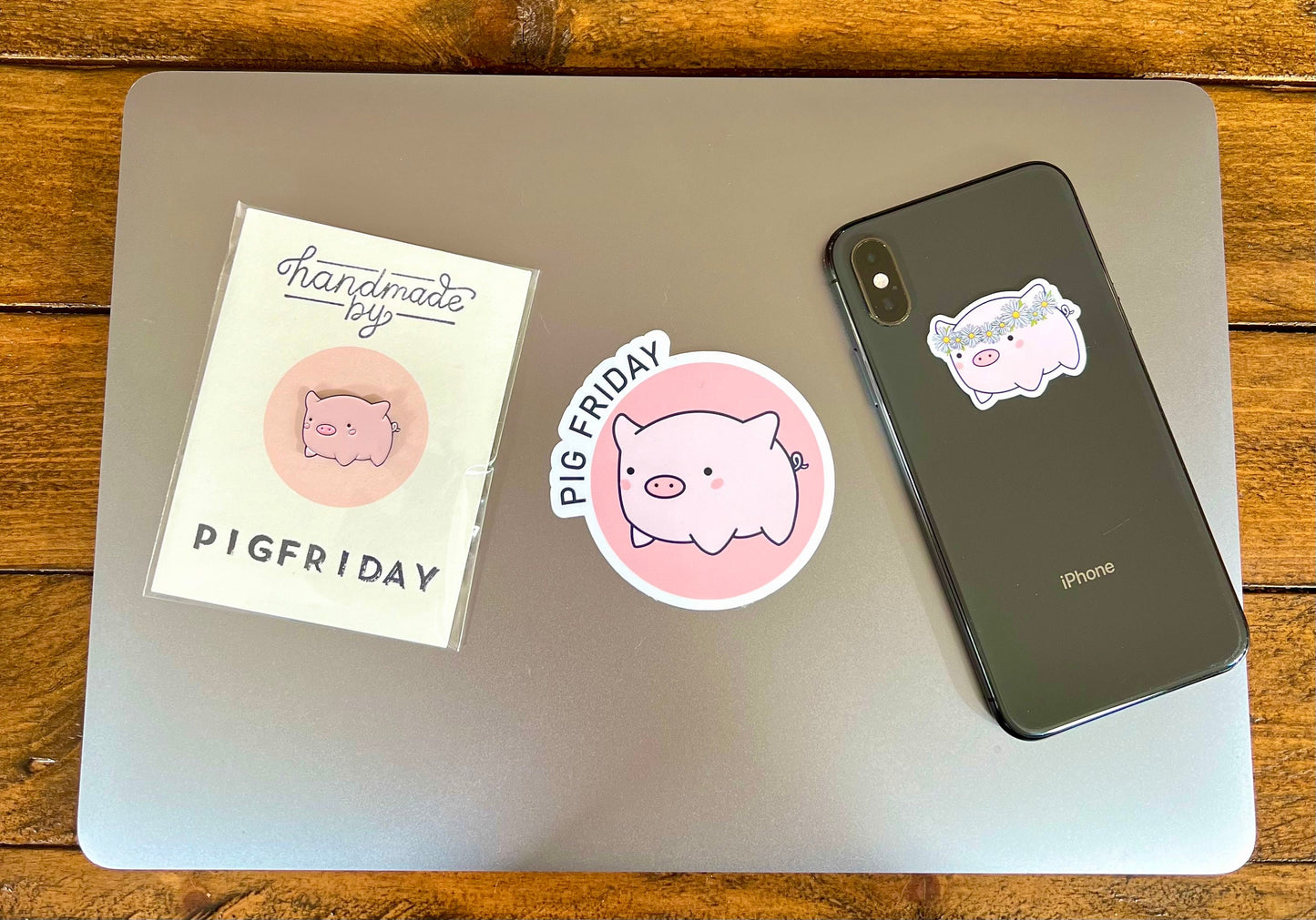 N°6. Daisy Pig Sticker